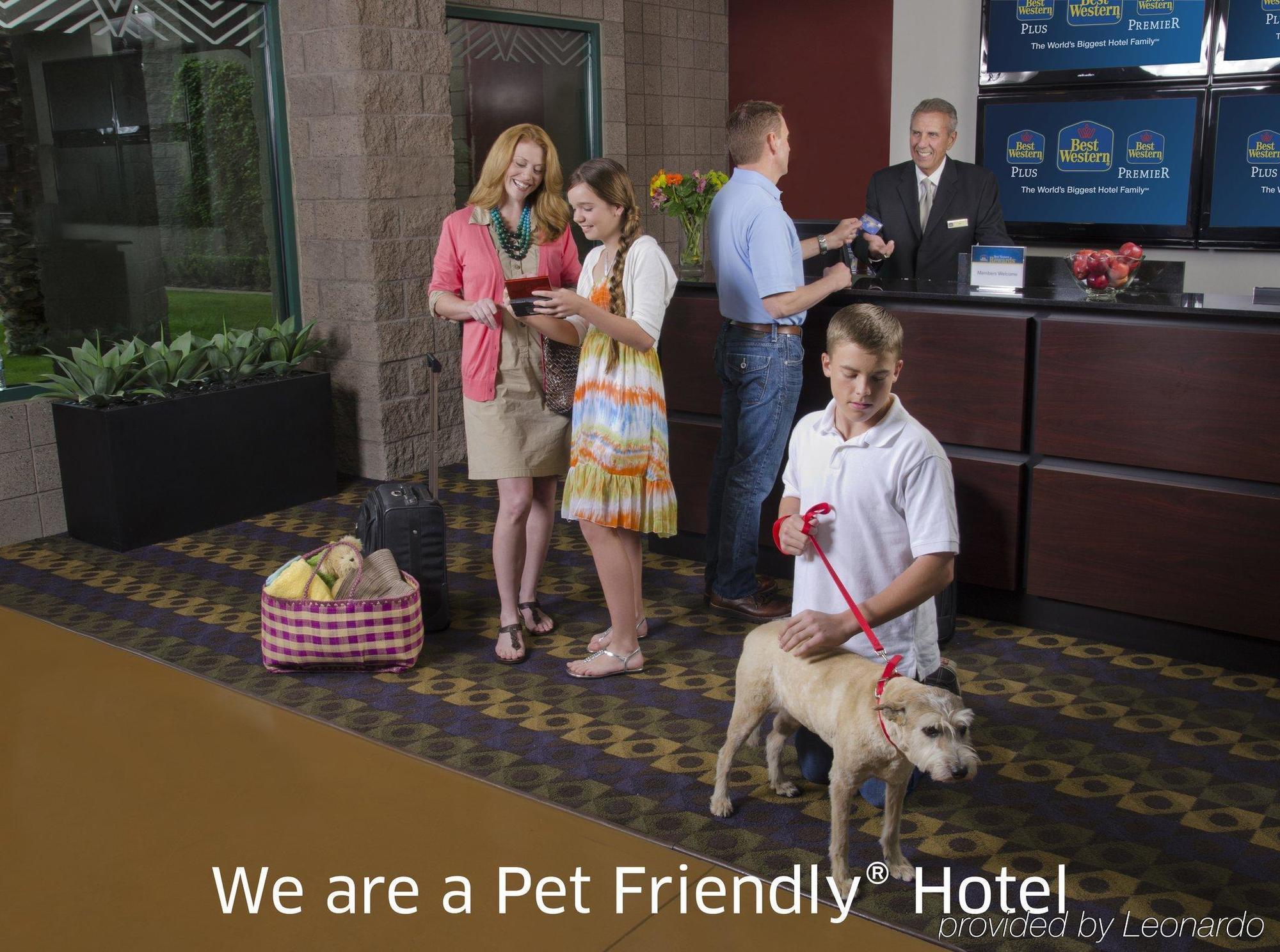 Surestay Hotel By Best Western チリワック エクステリア 写真