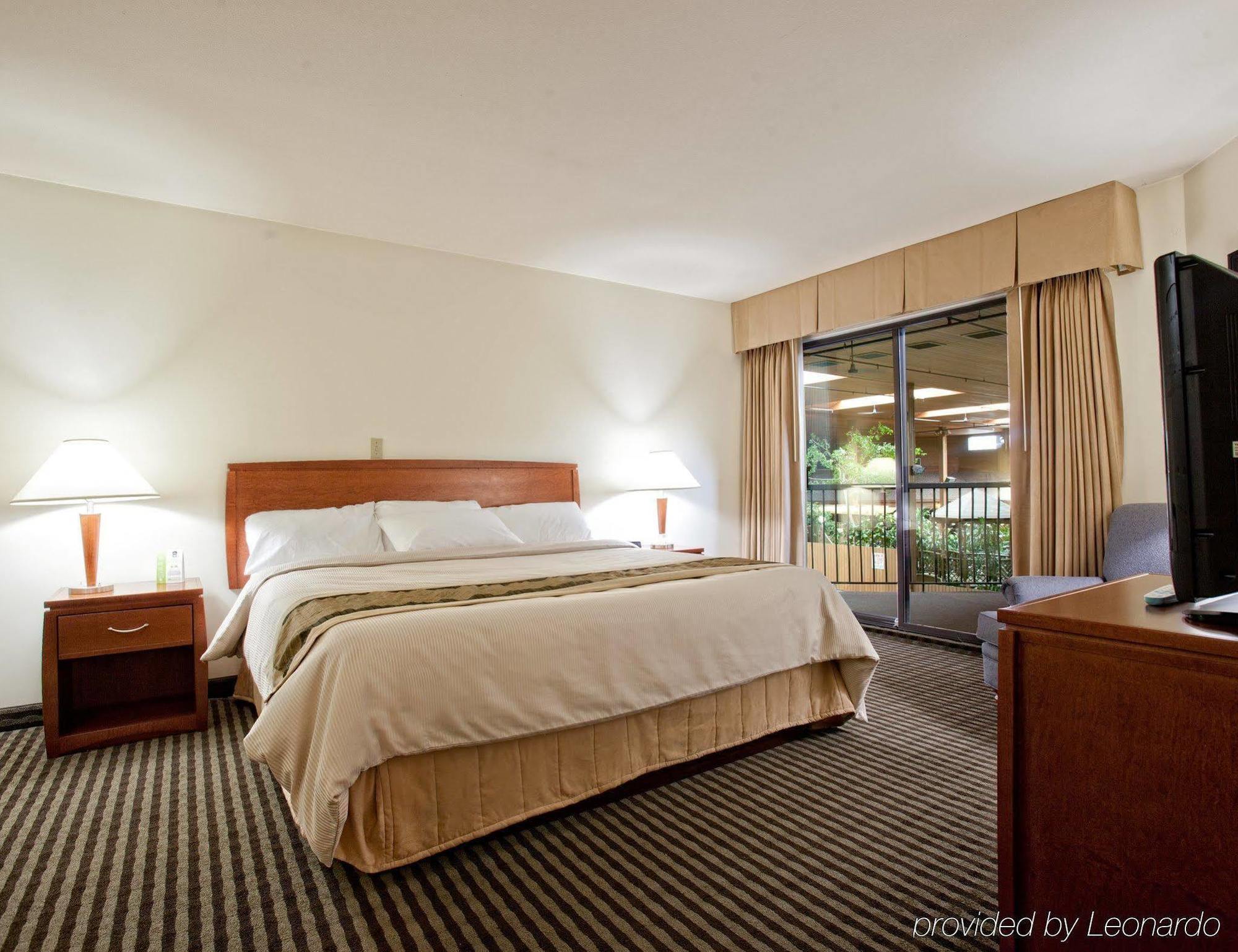 Surestay Hotel By Best Western チリワック エクステリア 写真