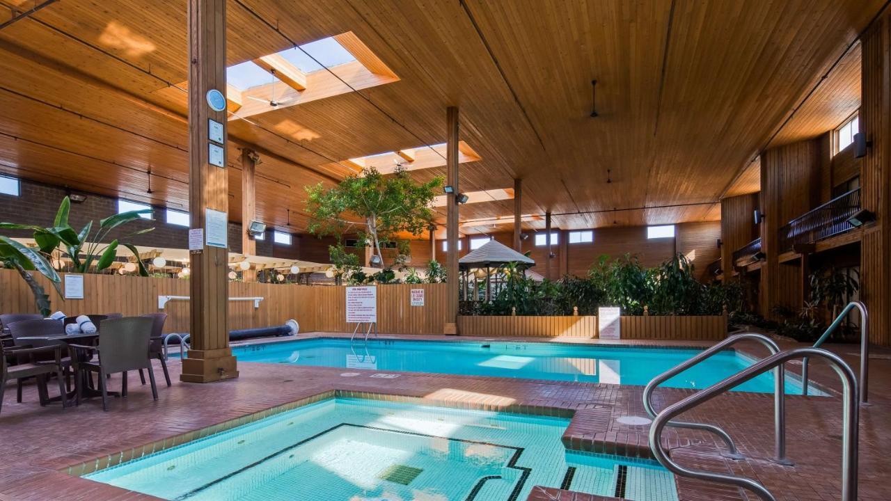 Surestay Hotel By Best Western チリワック エクステリア 写真