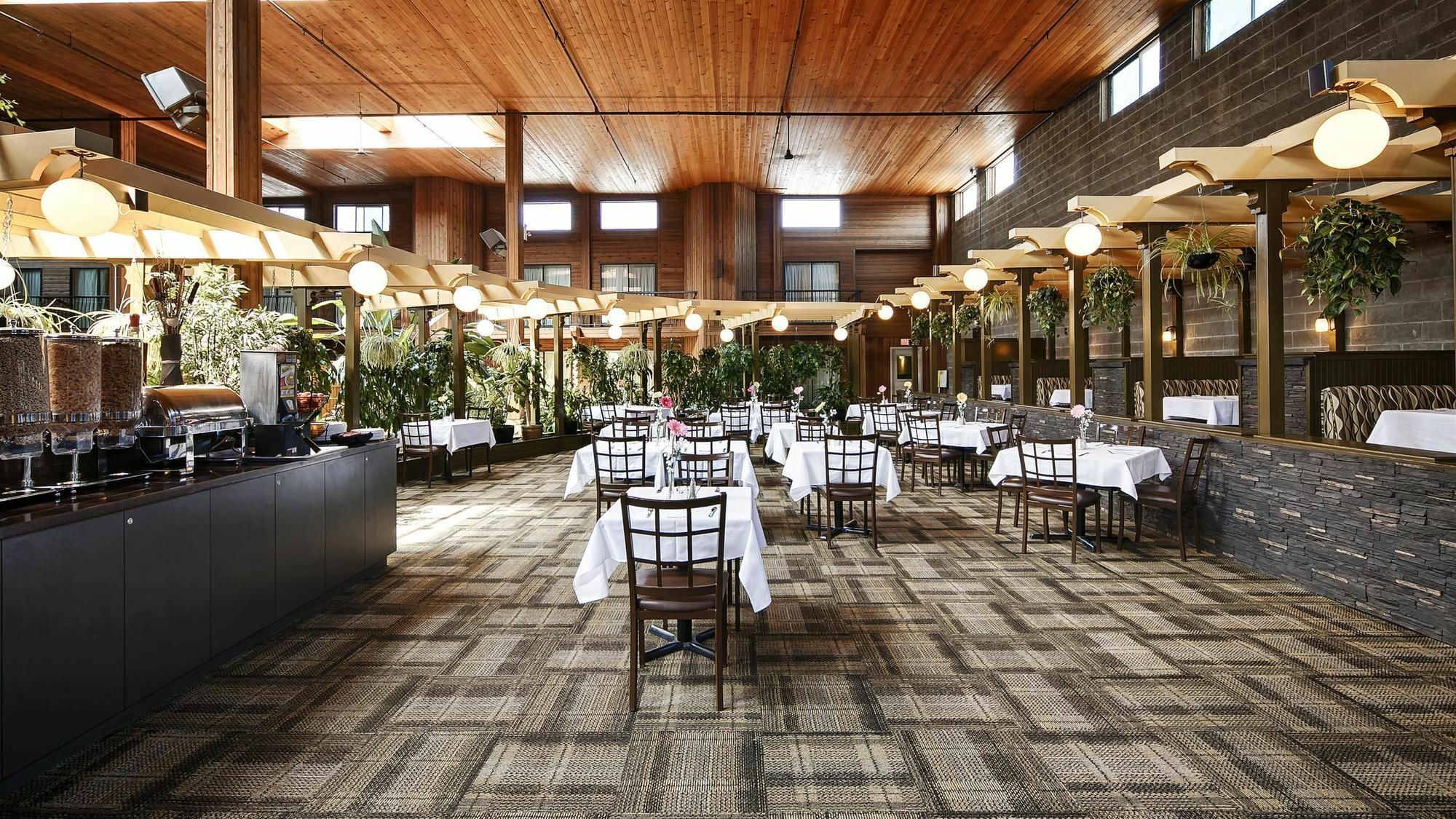 Surestay Hotel By Best Western チリワック エクステリア 写真