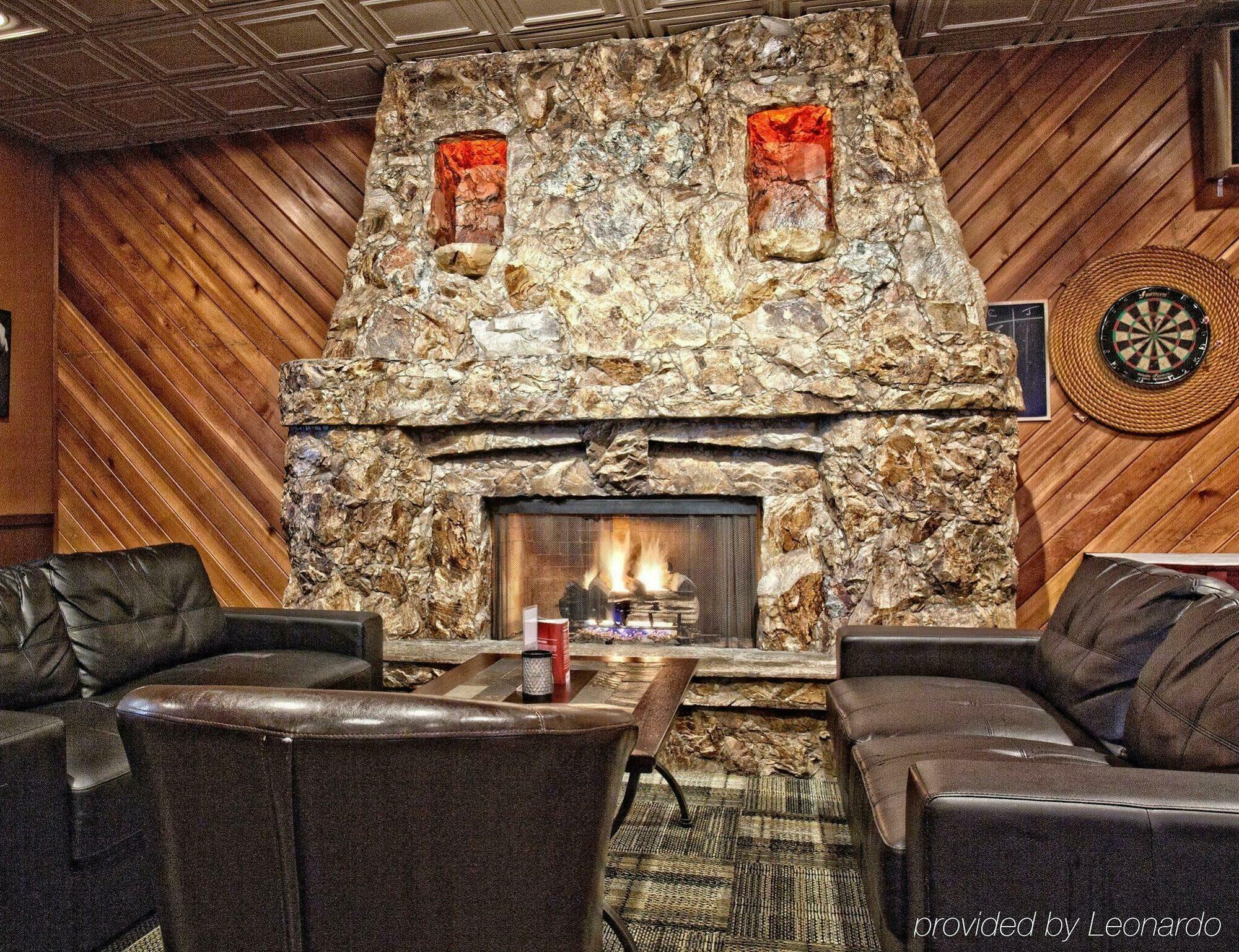 Surestay Hotel By Best Western チリワック エクステリア 写真